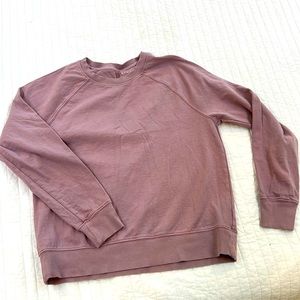 Women’s Light-Weight Longsleeved Purple Athleta Sweatshirt